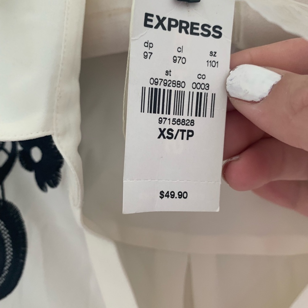 Express Button Up - Picture 5 of 6
